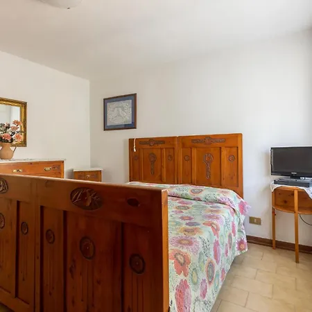 2 Bedroom Lovely In Valpromaro