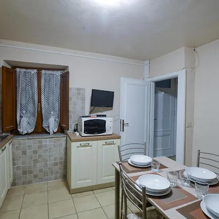 2 Bedroom Lovely In *