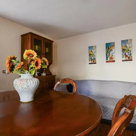 2 Bedroom Lovely In