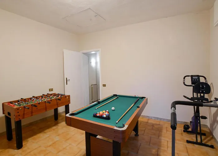 2 Bedroom Lovely In * Valpromaro